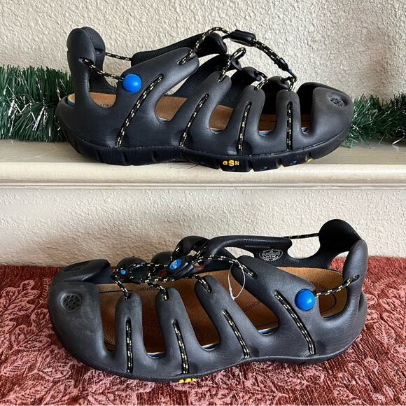 Mion By Keen Black Comfort Lightweight Sandals Men’s Size 8 Water Hiking Sandals - Picture 1 of 9